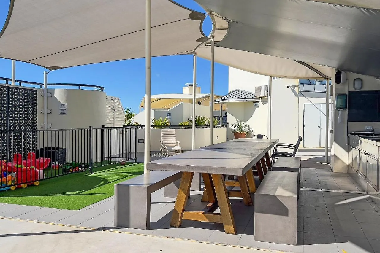2 Bedroom Apartment, Sleeps 5 In Central Mooloolaba Resort 0*,  Australia